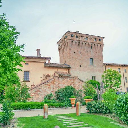 Hotel La Tavola Rotonda Cortemaggiore Εξωτερικό φωτογραφία