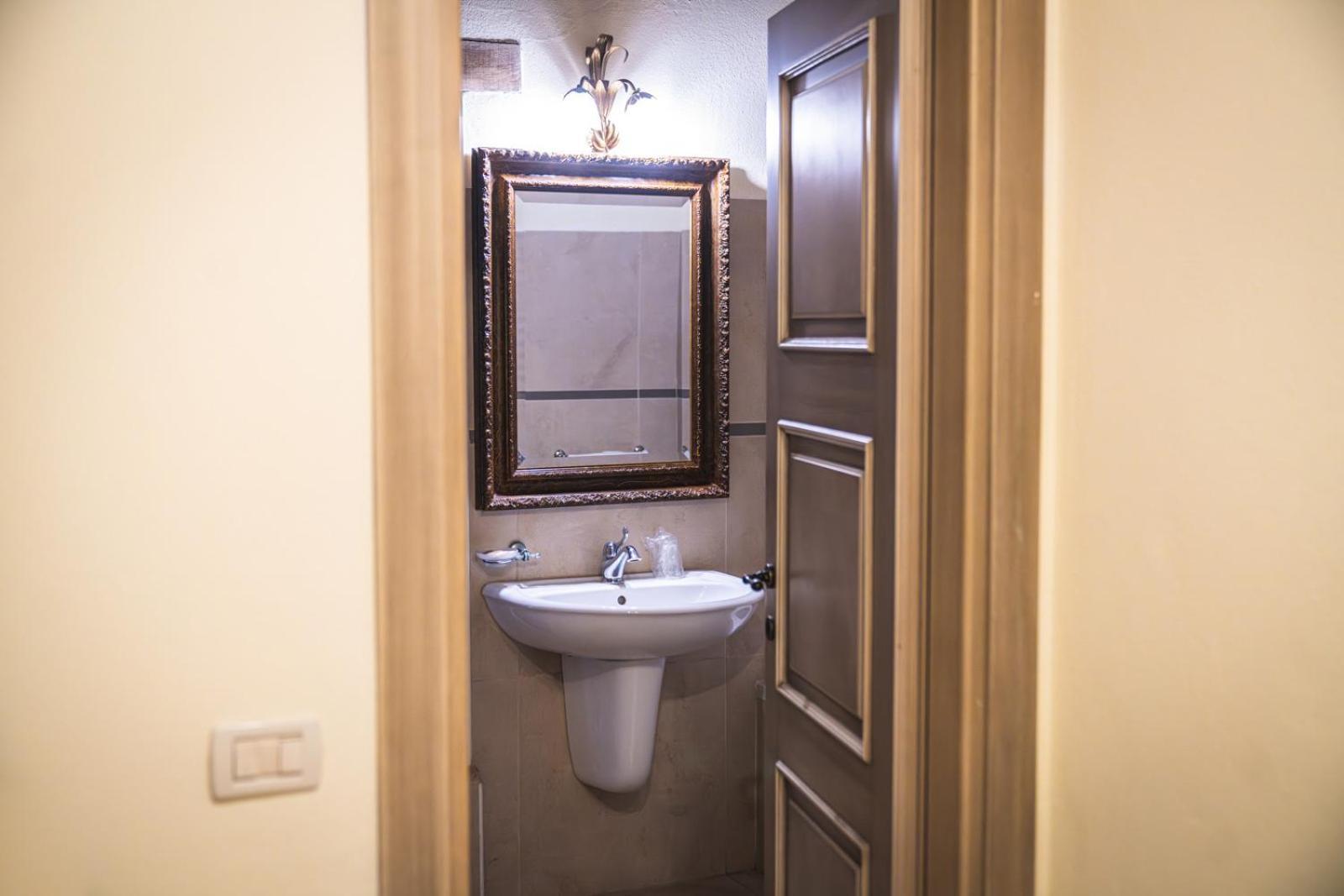Hotel La Tavola Rotonda Cortemaggiore Δωμάτιο φωτογραφία