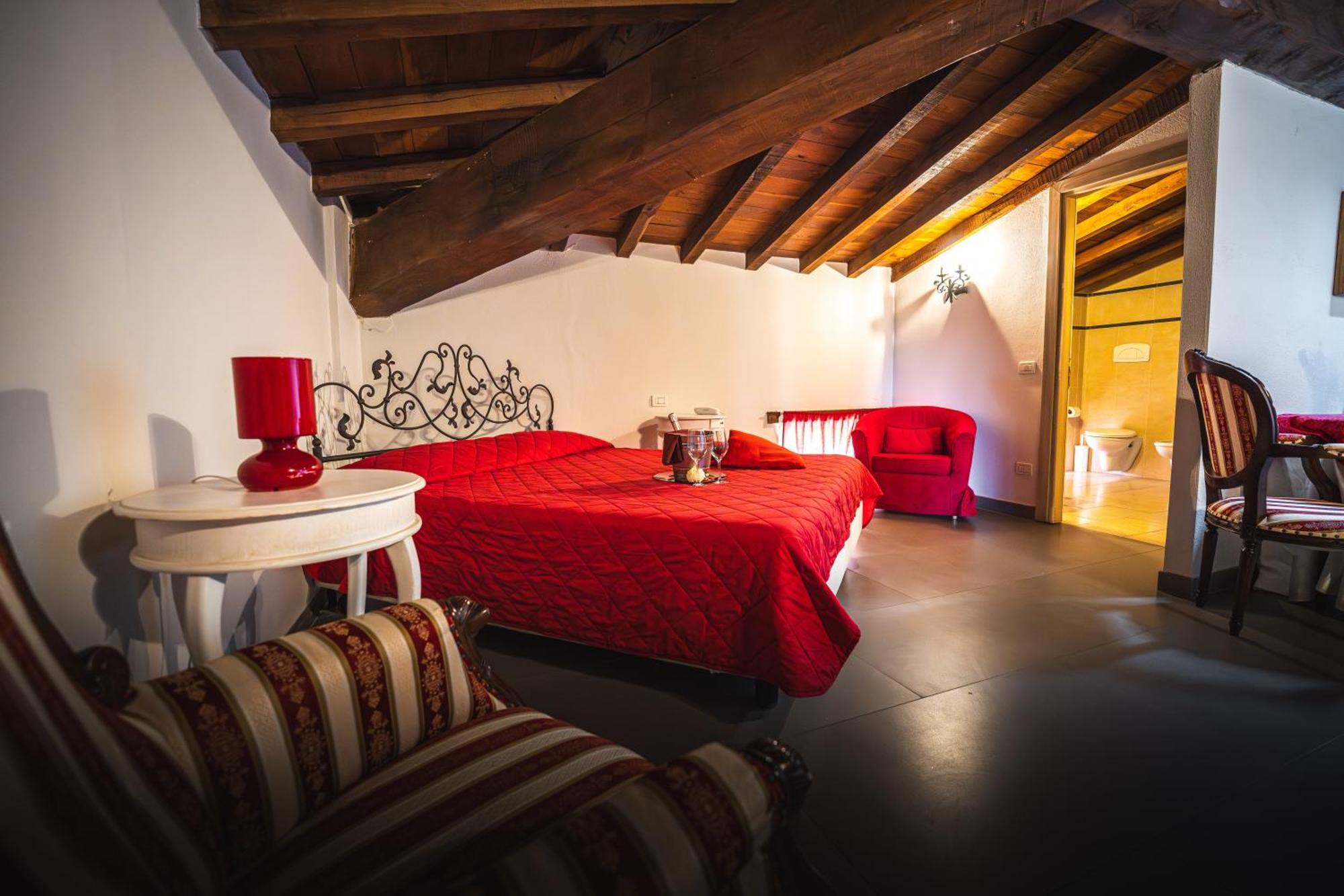 Hotel La Tavola Rotonda Cortemaggiore Δωμάτιο φωτογραφία
